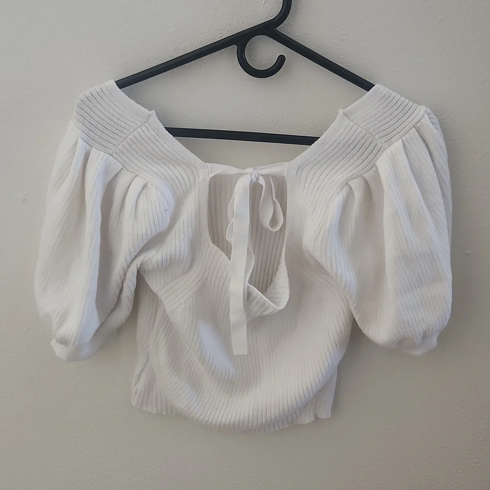 Kit + Sky White Ribbed Women's Top - Picture 3 of 5